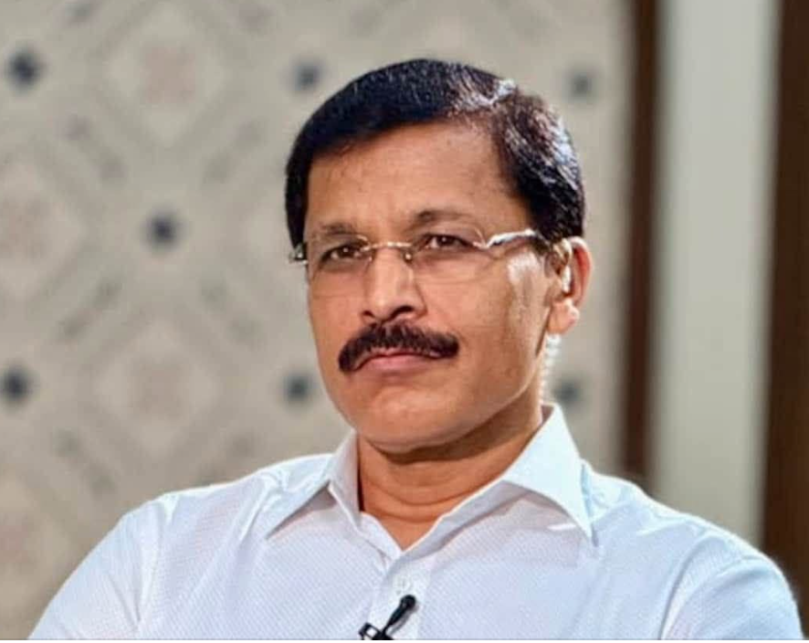 తుకారాం ముండే ఐఏఎస్ అధికారి జీవిత ప్రయాణం, విద్య, ప్రభుత్వ సేవలు