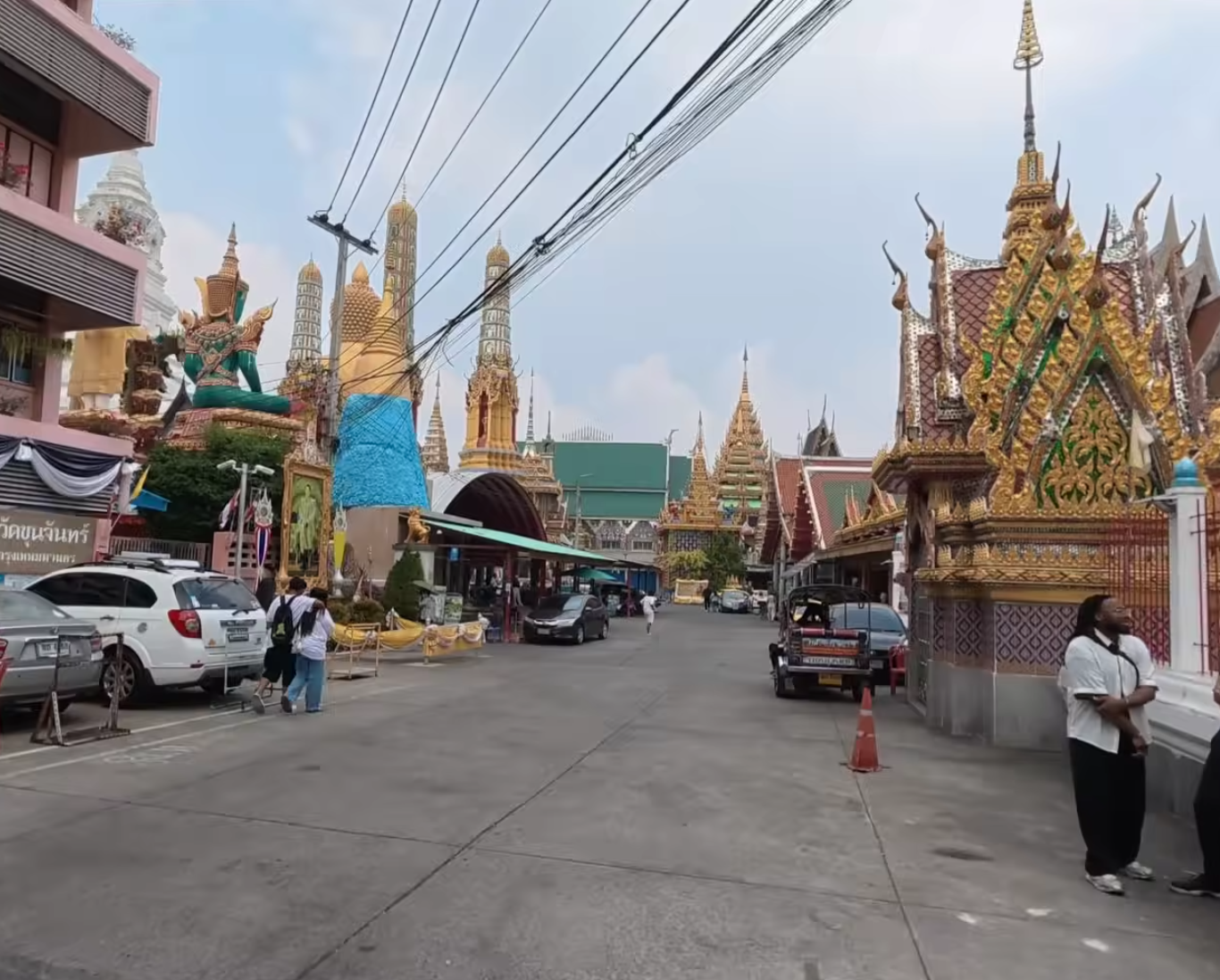 Bangkok Uncovered Glittering Temples, Canal Markets and Street Eats