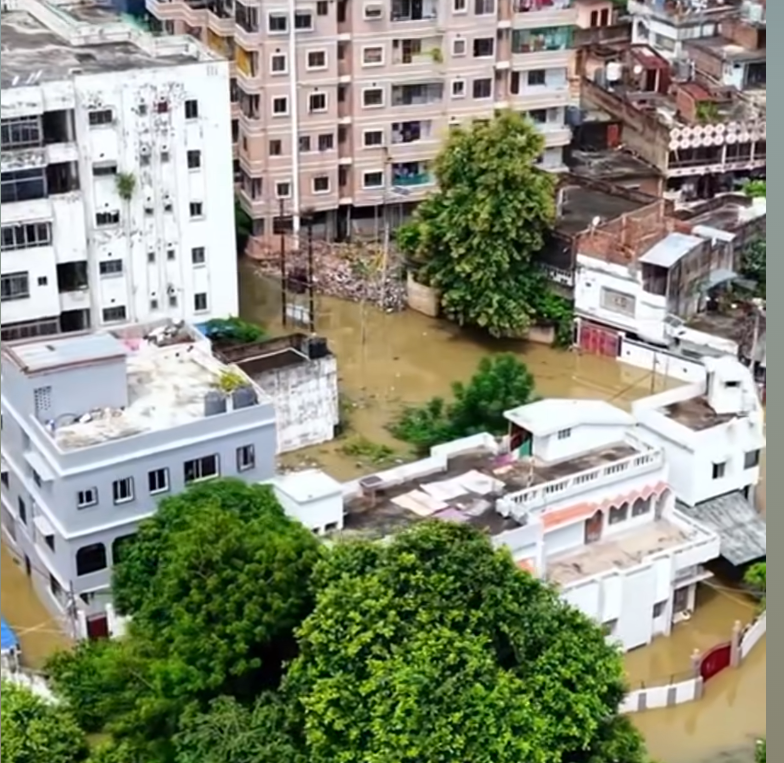 Bihar Ganga Erosion Damages Houses and Temple in Bhagalpur