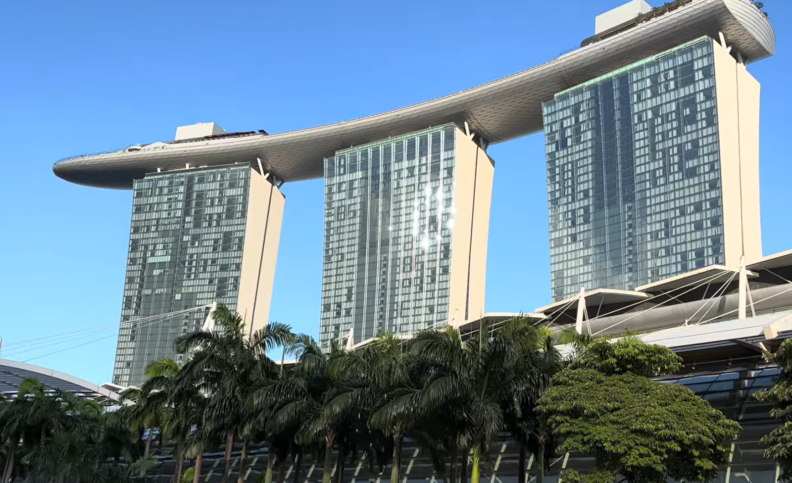 Singapore in Three Days Supertrees, Sentosa and Hawker Feasts