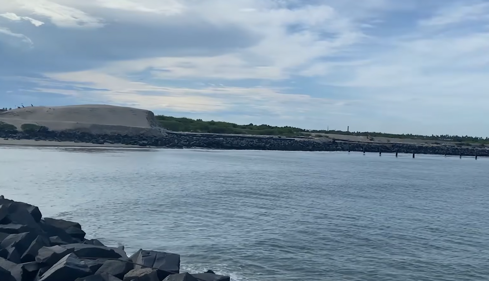 Pondicherry French Quarter, Auroville and Seaside Cafes