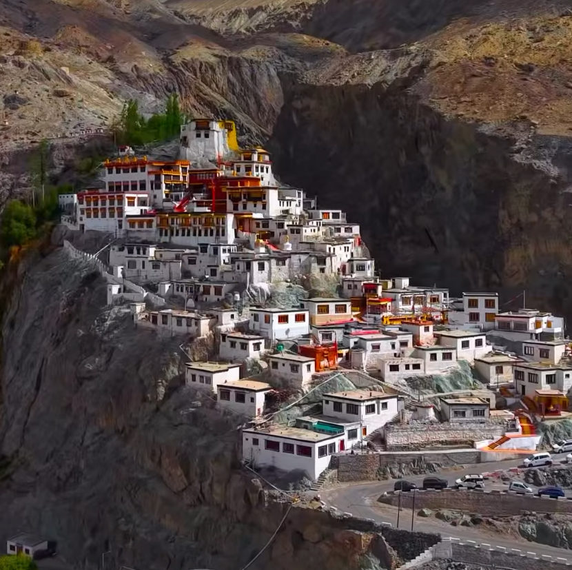Leh and Ladakh A Guide to High-Altitude Lakes and Monasteries