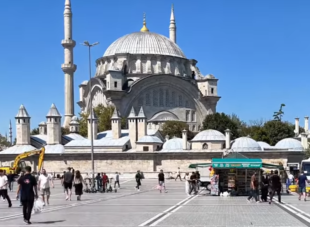 Istanbul Guide Hagia Sophia, Grand Bazaar and the Bosphorus