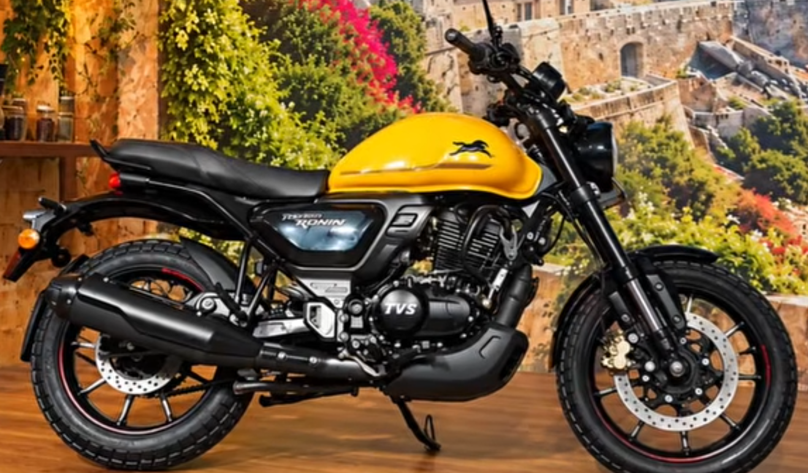 TVS Ronin Gains New Base+ Variant, Priced at Rs 1.42 Lakh