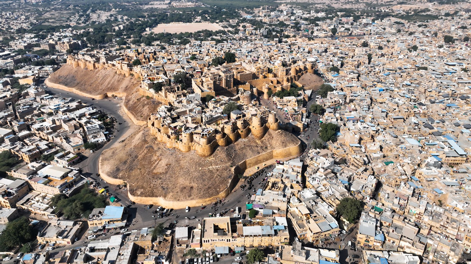 Jaisalmer Inside the Golden Fort and Onto the Thar Sands