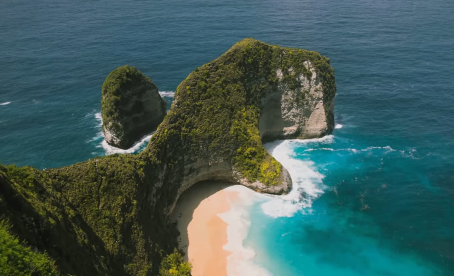 Bali vs Phuket Which Beach Holiday Fits You Best?