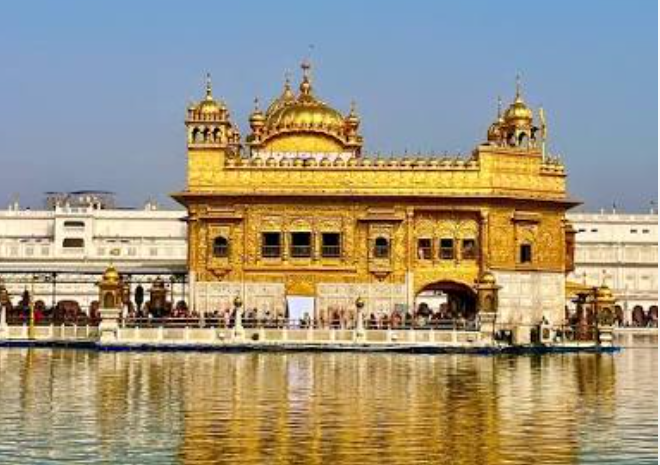 Amritsar Awakening Golden Temple, Wagah Roar and Punjabi Feasts