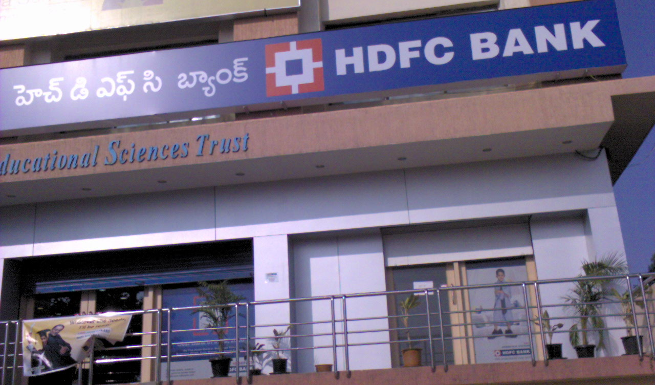 HDFC Bank faces fresh leadership uncertainty as CEO signals exit timeline