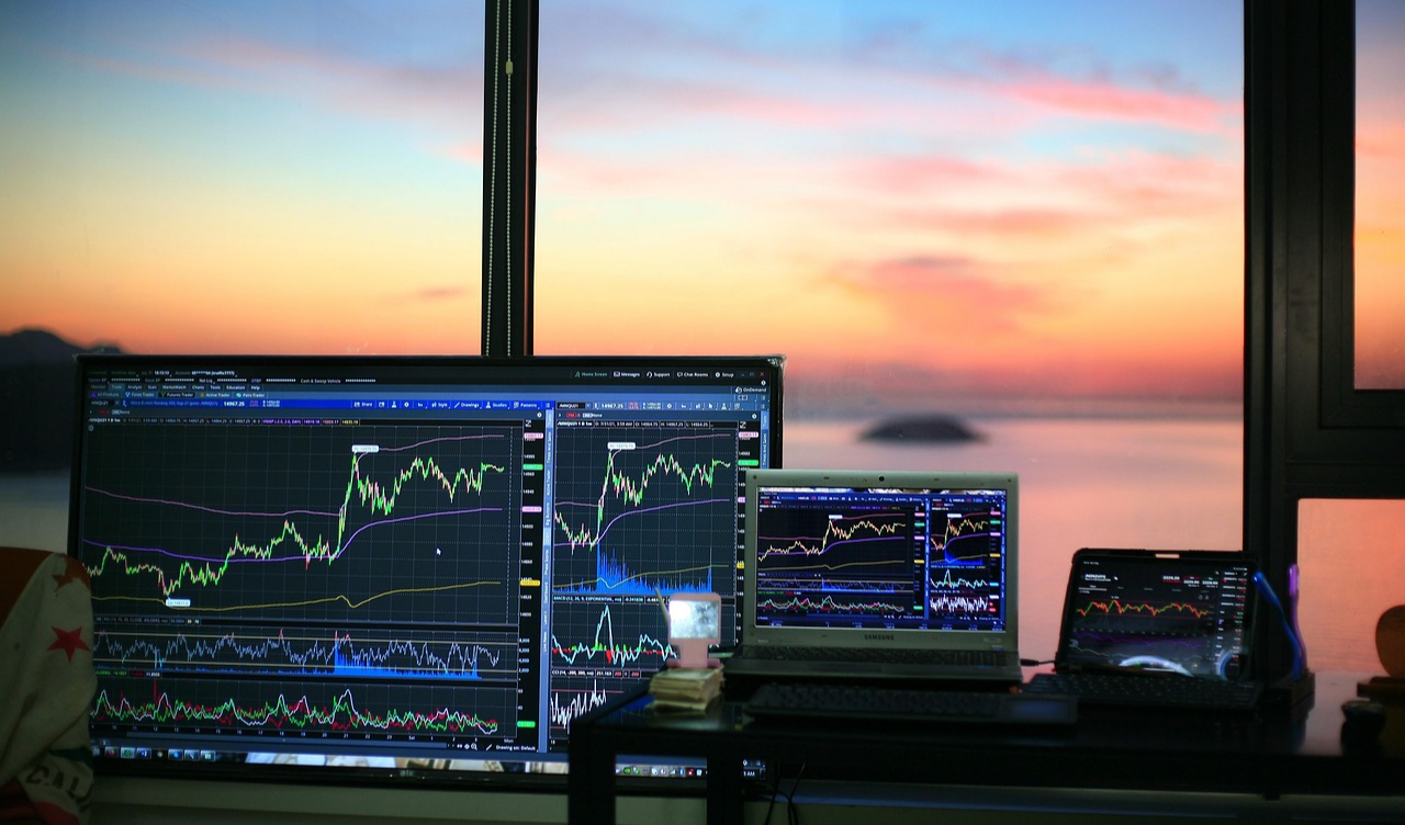 Tata Sons Stays Private, Nifty at 6-Months Low, SC Eyes UPI