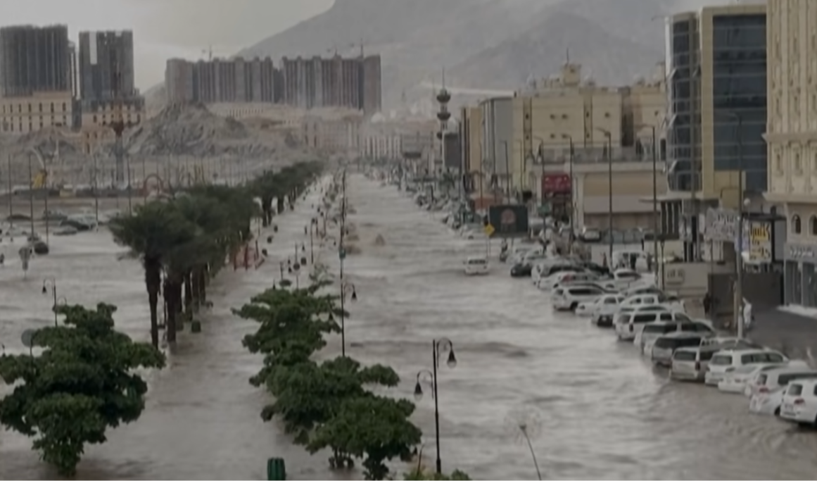 Mecca Floods Why Flash Floods Become Deadly Without Warning