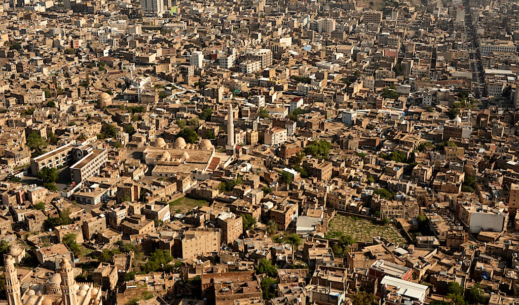 On Yemen's Taiz Front Line as Houthis Mass for Offensive