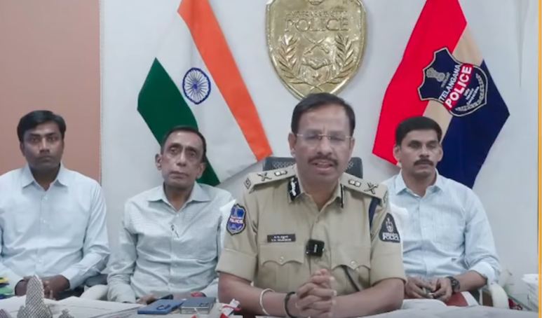 హైదరాబాద్‌లో సైబర్‌ మోసాలు ముగ్గురికి రూ.5.35 కోట్ల నష్టం