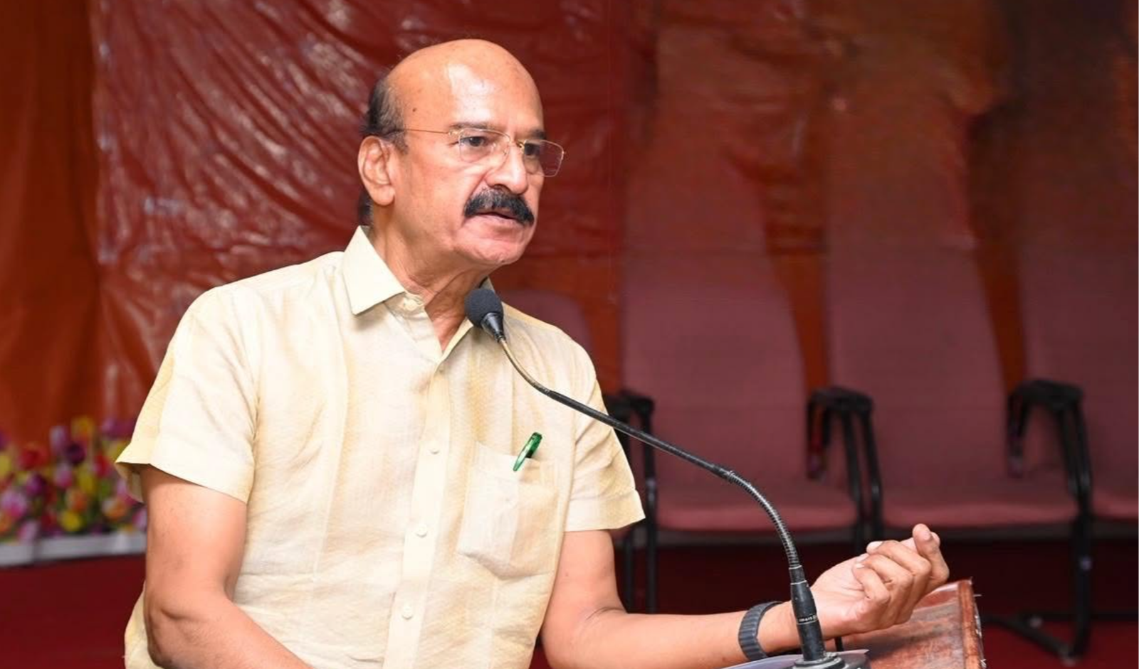 శ్రీ వేంకటేశ్వర వైద్య విజ్ఞాన సంస్థ (స్విమ్స్), పేదల ఆరోగ్యానికి భరోసా.. అత్యాధునిక వైద్యానికి వేదిక.. మానవతా సేవకు ప్రతీక. తిరుపతి