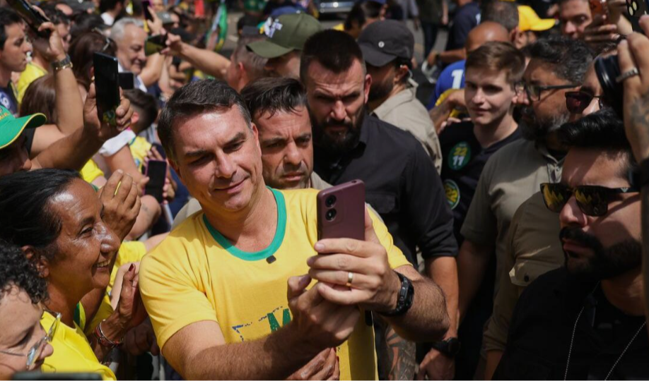 Brazil Heads for Lula-Flávio Bolsonaro Presidential Runoff