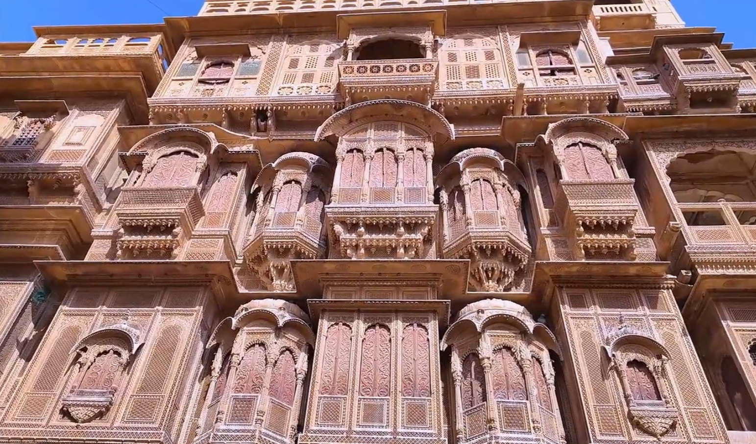 Jaisalmer Inside the Golden Fort and Onto the Thar Sands