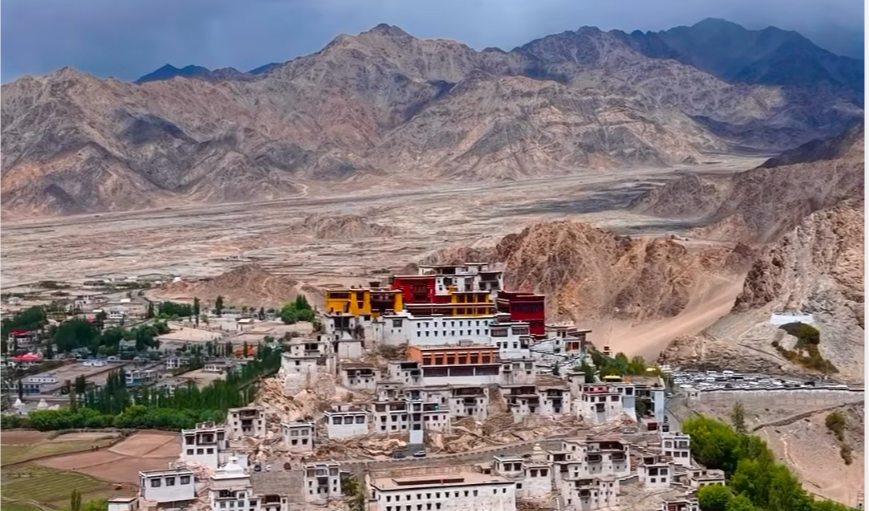 Leh and Ladakh A Guide to High-Altitude Lakes and Monasteries